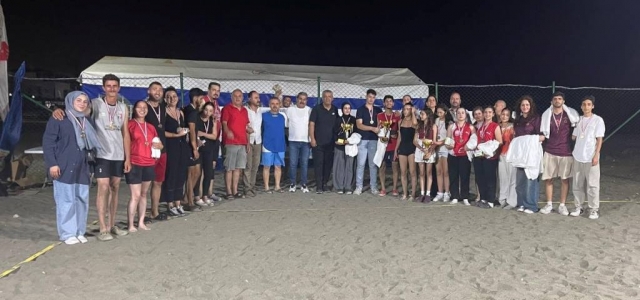5 TEMMUZ FESTİVALİ BEACH VOLEY TURNUVASI SONA ERDİ