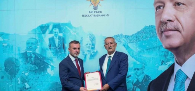 Ak Parti Erzin İlçe Başkanı Abdullah Yakar Oldu!