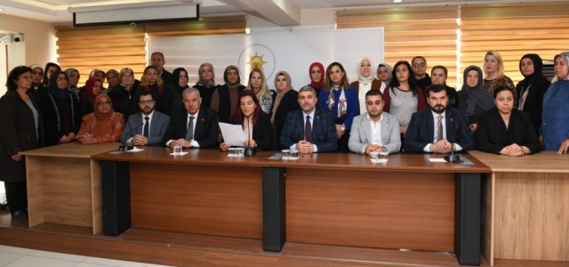 ‘AK Parti Hatay Kadına Yönelik Şiddete Karşı Omuz Omuza'
