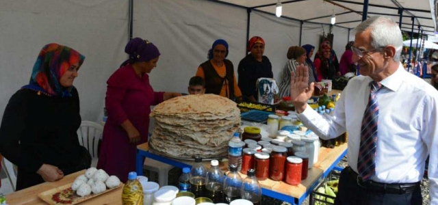 Arsuz'da, ‘Yöresel Ürünler Kadın Eli Semt Pazarı'