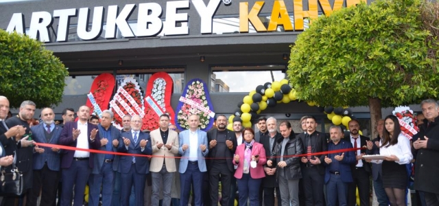 Artukbey Kahve İskenderun'da Hizmete Girdi