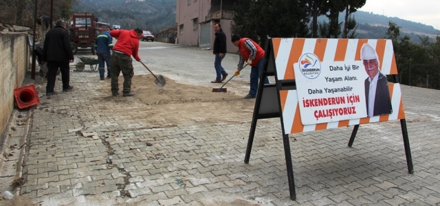 Azganlık'ta Yollara Parke!