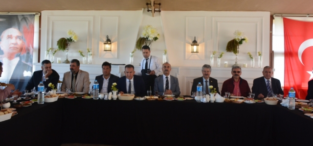 Başkan Culha, Muhtarlar Toplantısına Katıldı