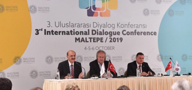 Başkan Savaş Uluslararası Diyalog Konferansı'nda