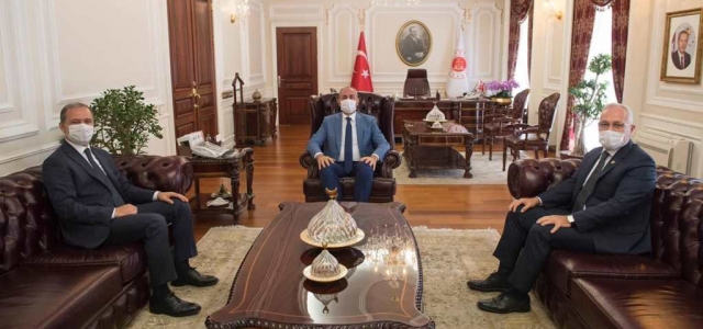 Başkan Tosyalı Ankara'da Temaslarda Bulunuyor