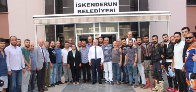 Başkan Tosyalı Motosiklet Tutkunlarını Ağırladı