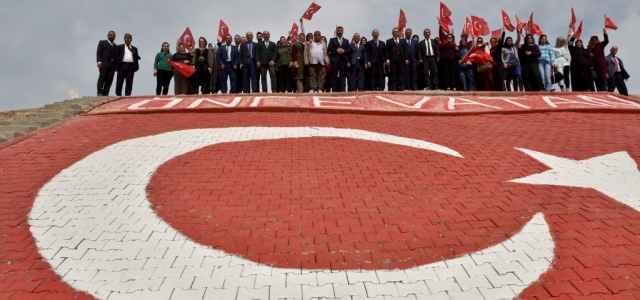 Bekir Altan'dan ‘Barış Pınarı'na Destek