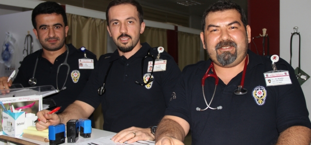 Çevik Doktorlardan Duygulandıran Mesai!
