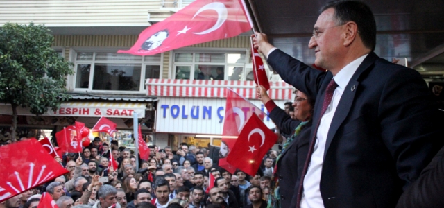 CHP Miting Havasında Seçim Bürosunu Açtı