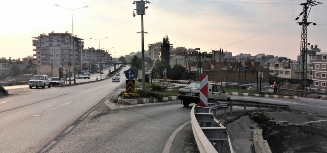Cırtıman Sapağı Tehlike Saçıyor!