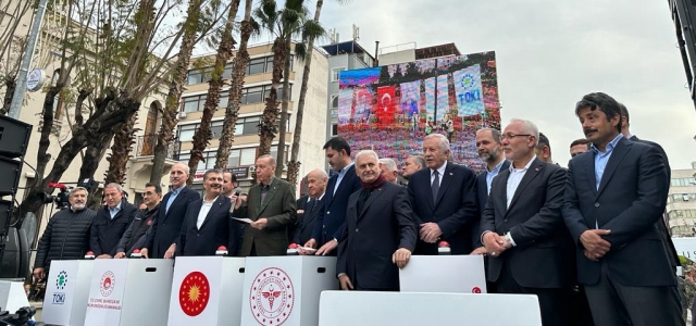 Cumhurbaşkanı Erdoğan, İskenderun'da Temel Atma Töreni Gerçekleştirdi