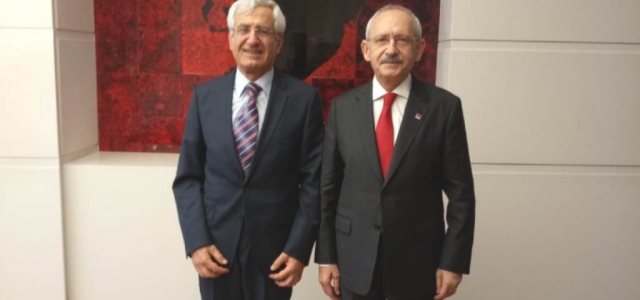 Doktor Asaf Güven'in İlk Ziyareti CHP Liderine