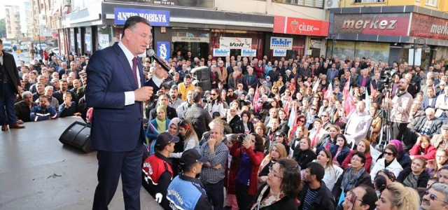 Dörtyol Başkan Savaş'ı Coşkuyla Karşıladı