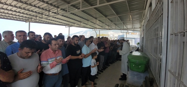 Dualarla Uğurlandı