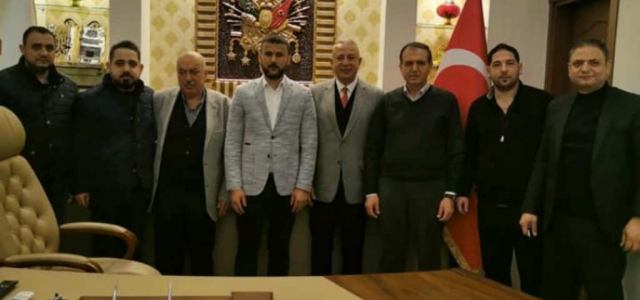 Eczane Teknisyenlerinden Gökhan Zeybek'e Ziyaret