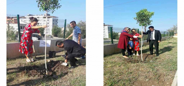 Eğitime Fidan Dikerek Başladılar