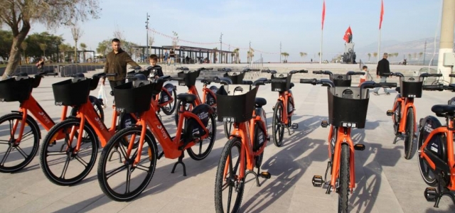 Elektirikli Bisikletler Sahaya İndi