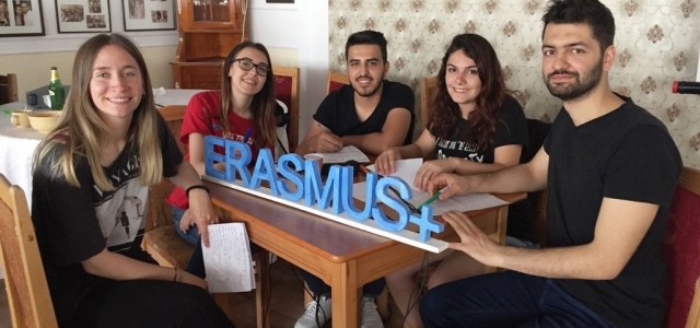 Erasmus+ Projesi ile Gençler Romanya'da