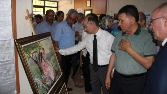 Erzin Halk Eğitim Merkezi Yılsonu Sergisi Açıldı