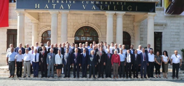 Esnaf  Heyetinden Vali Ata'ya  Ahilik  Ziyareti