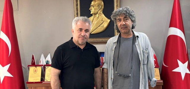 GAZETECİ AKIN BODUR'DAN MEGA MEDYA'ya KUTLAMA ZİYARETİ