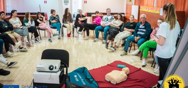 Gençler ve Gençlik Çalışanları Romanya'da Sağlık Eğitimi Aldı
