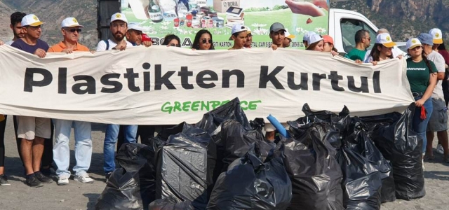 Greenpeace'ten Hatay'da Temizlik Ve Marka Denetimi