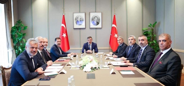 Hatay Heyetinden Hizmet Çıkarması