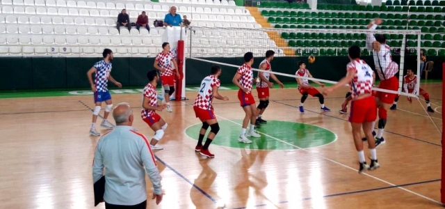 HBB Erkek Voleybol Takımı 18. Haftayı da Galip Kapattı