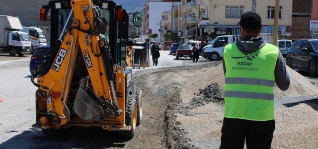 HBB, İskenderun’da 3 Bin 500 Metre Uzunluğunda Kaldırımı Yeniledi