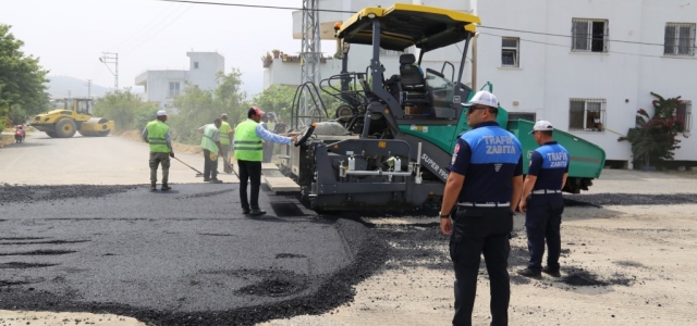 HBB'den Arsuz'a 4 Buçuk Kilometrelik Beton Asfalt