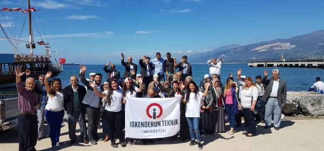 İnsanlığı Büyüten Sevgidir!
