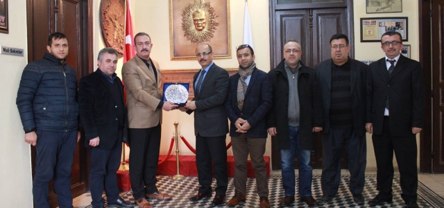 İskenderun Basınına Teşekkür Plaketi!