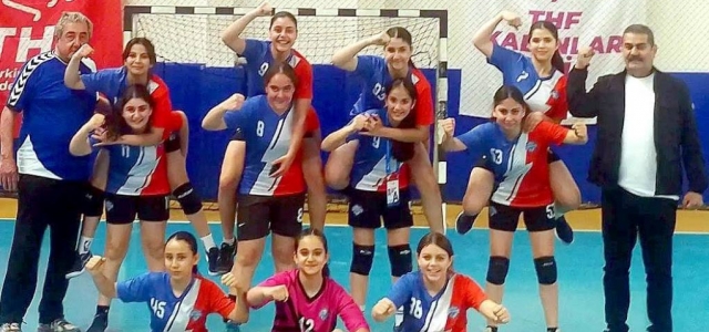 İskenderun Belediyesi Hentbol Takımı Türkiye Şampiyonasına İyi Başladı
