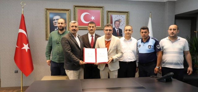 İskenderun Belediyesi'nde 239 Memuru Kapsayan SDS İmzalandı