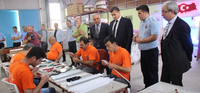 İskenderun Cezaevi Fabrika Gibi Çalışıyor!