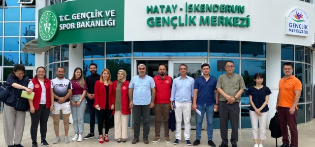 İskenderun Gençlik Merkezi'nde Yaz Yine Çok Canlı Geçiyor!