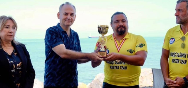 İskenderun Körfezi Açık Deniz Yüzme Maratonu Tamamlandı