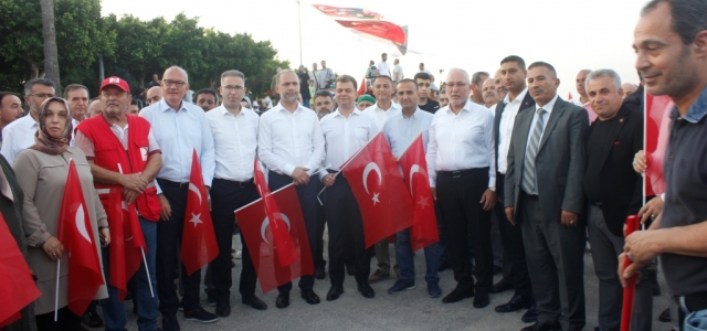 İskenderun'da '15 Temmuz Milli Birlik Yürüyüşü'