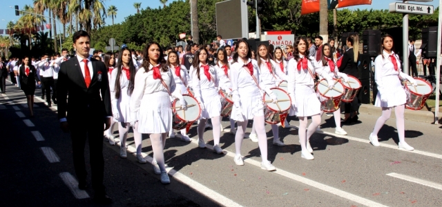 İskenderun'da Cumhuriyet Coşkusu