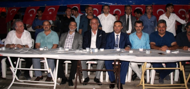 İskenderun'da Demokrasi Nöbeti Başladı!