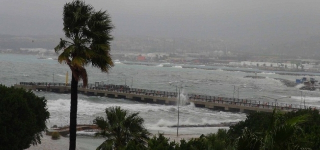 İskenderun'da Fırtına Uyarısı!