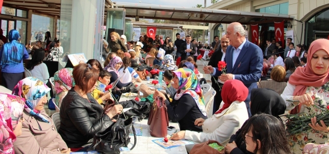 İskenderun'da Kadınlar Günü Etkinliği!