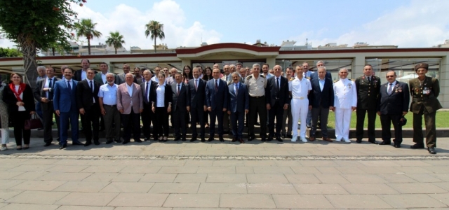 İskenderun'da Örnek Bayramlaşma