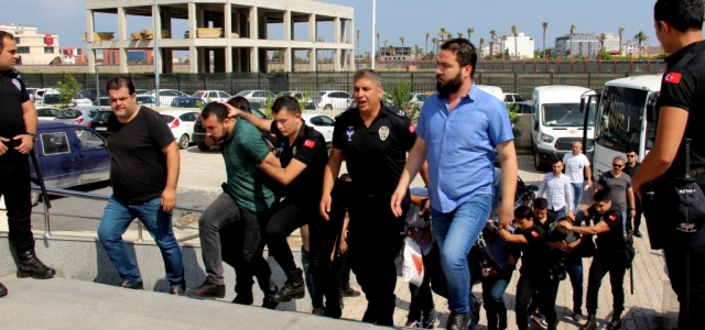 İskenderun'da Suç Örgütüne Operasyon: 5 Tutuklama