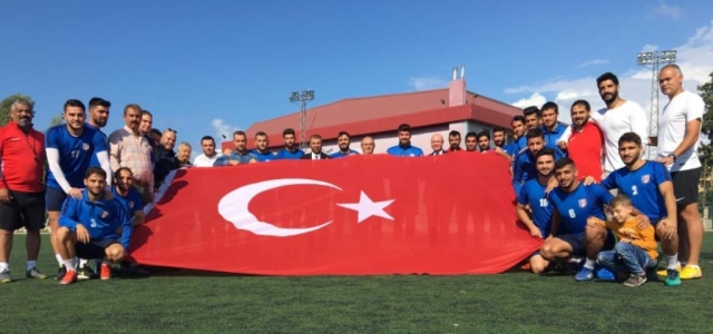 İskenderunspor Cumhuriyet Bayramını Kutladı