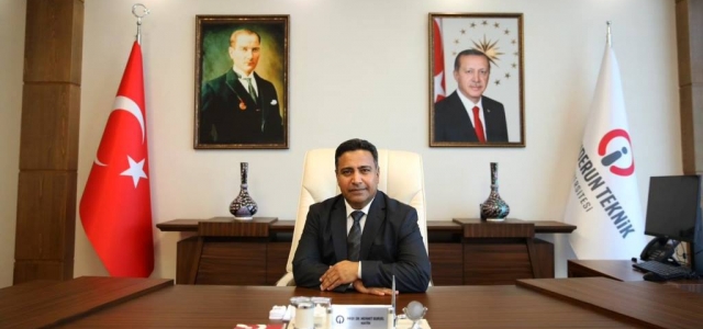 İSTE REKTÖRÜ DURUEL'DEN 18 MART ÇANAKKALE ZAFERİ VE ŞEHİTLERİ ANMA GÜNÜ MESAJI…