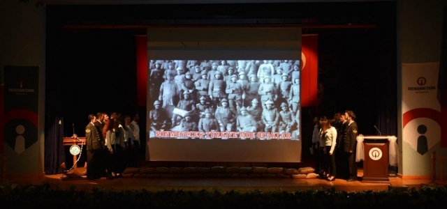 İSTE'de Çanakkale Deniz Zaferi programlarına yoğun ilgi!