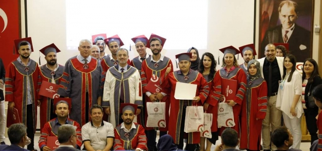 İSTE'yenler Diplomalarını Aldı!