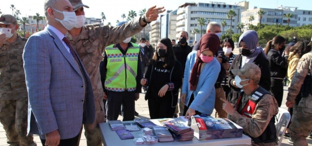 Jandarma, Trafik Kurallarının Önemini Anlattı